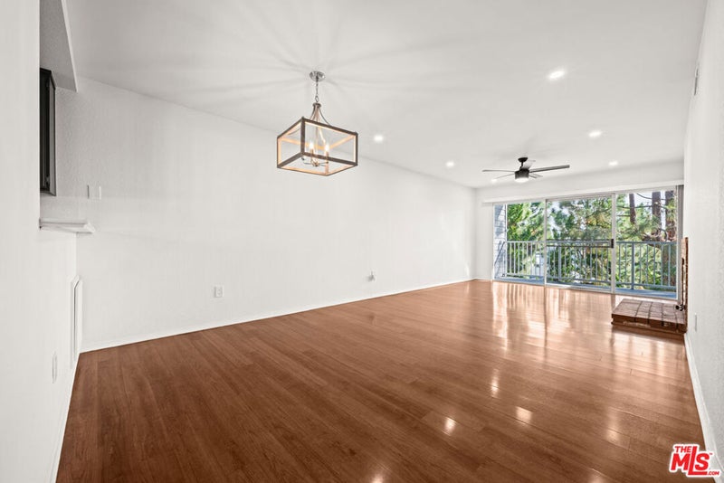 1418 Brett Place 205