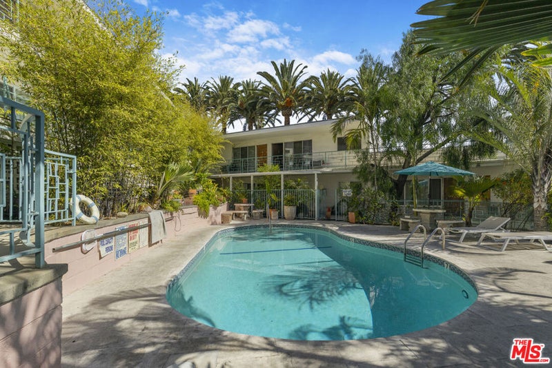 1959 Grace Avenue