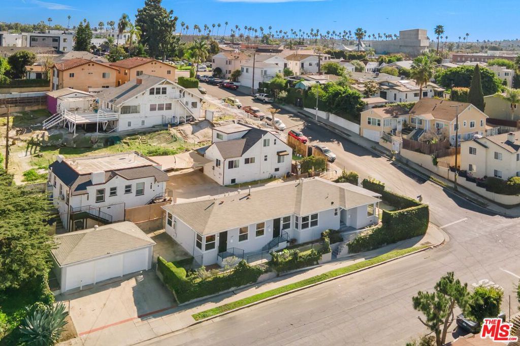 1826 S Rimpau Boulevard