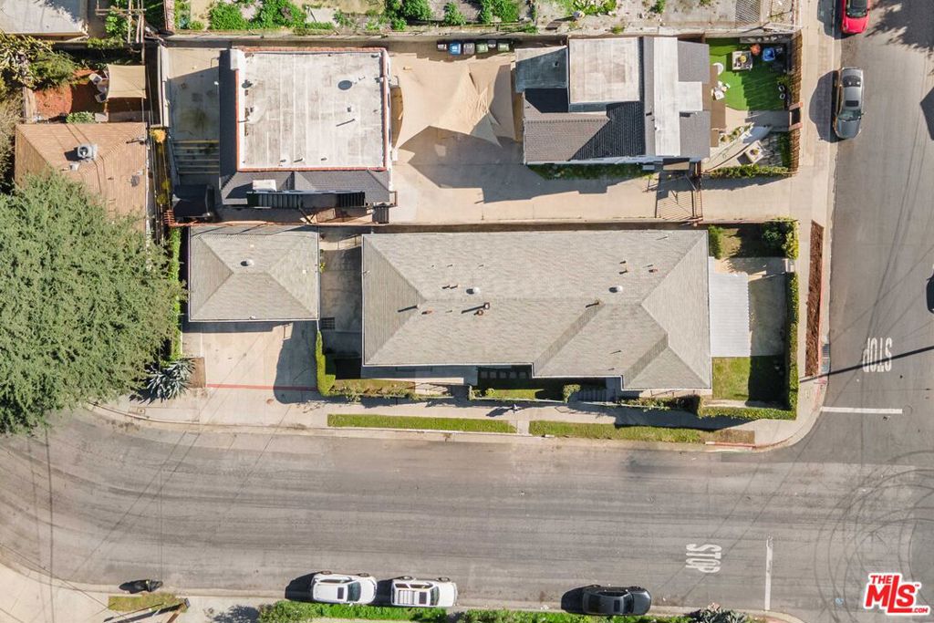 1826 S Rimpau Boulevard