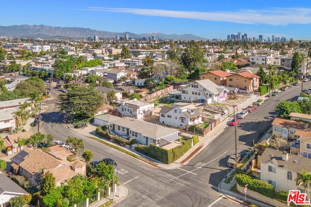 1826 S Rimpau Boulevard