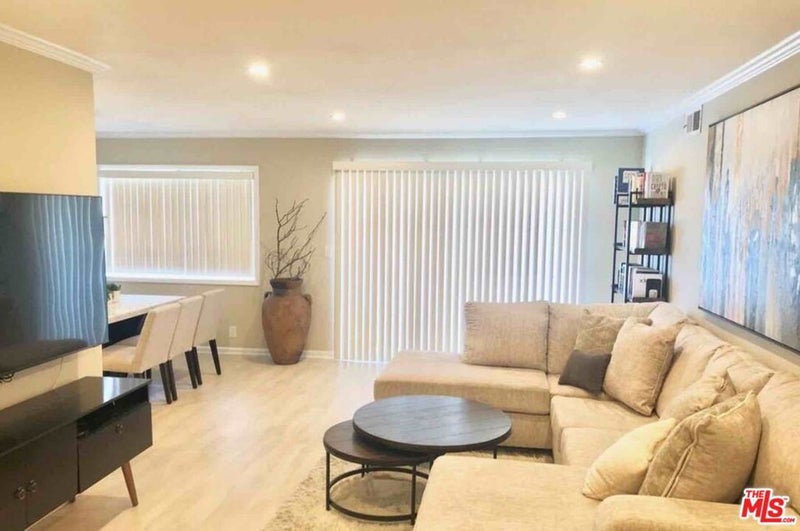 1250 N Kings Road 506
