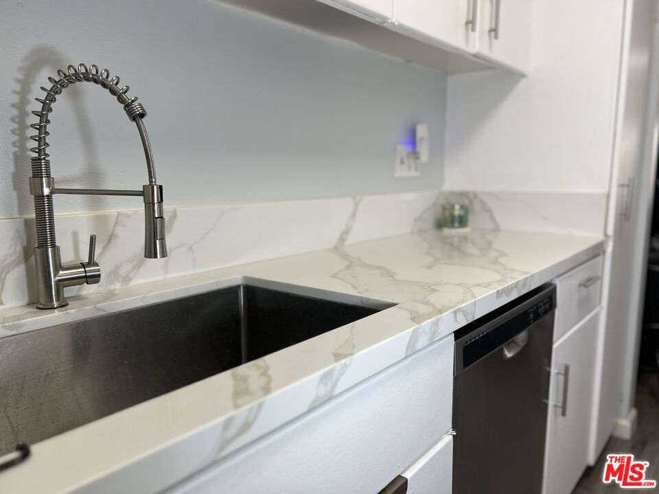 20134 Leadwell Street 133