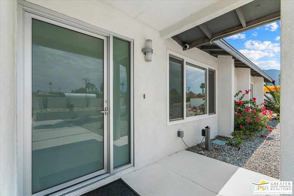 Properties 4 3121 E Ventura Road