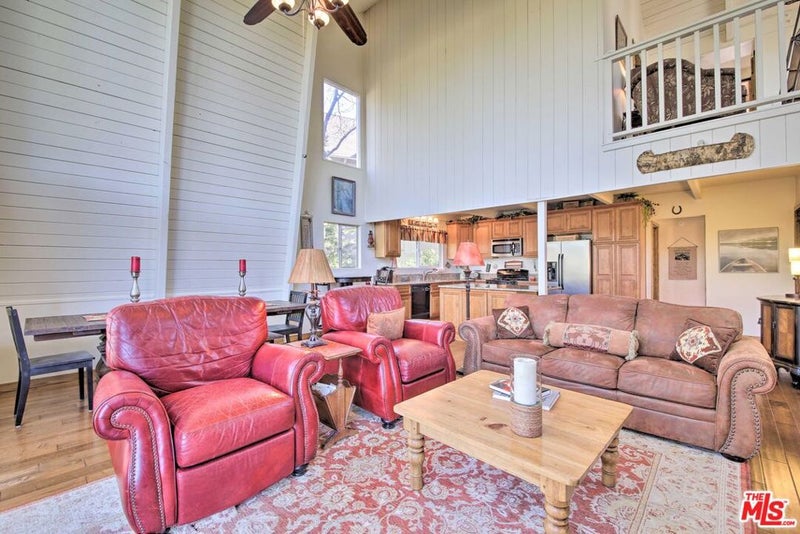 888 Grass Valley Road