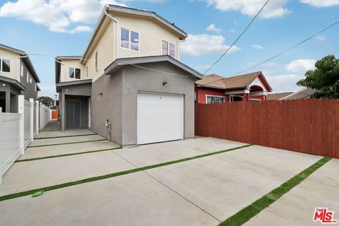 1675 E 111th Street Los Angeles CA 90059