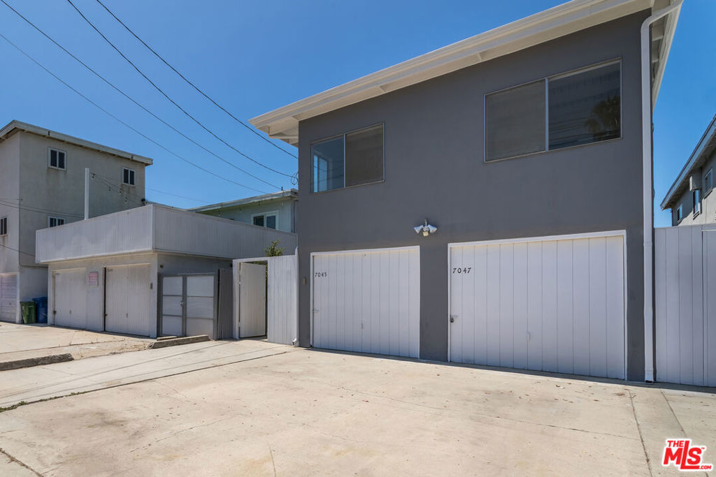 Properties 1 7045 Trolleyway