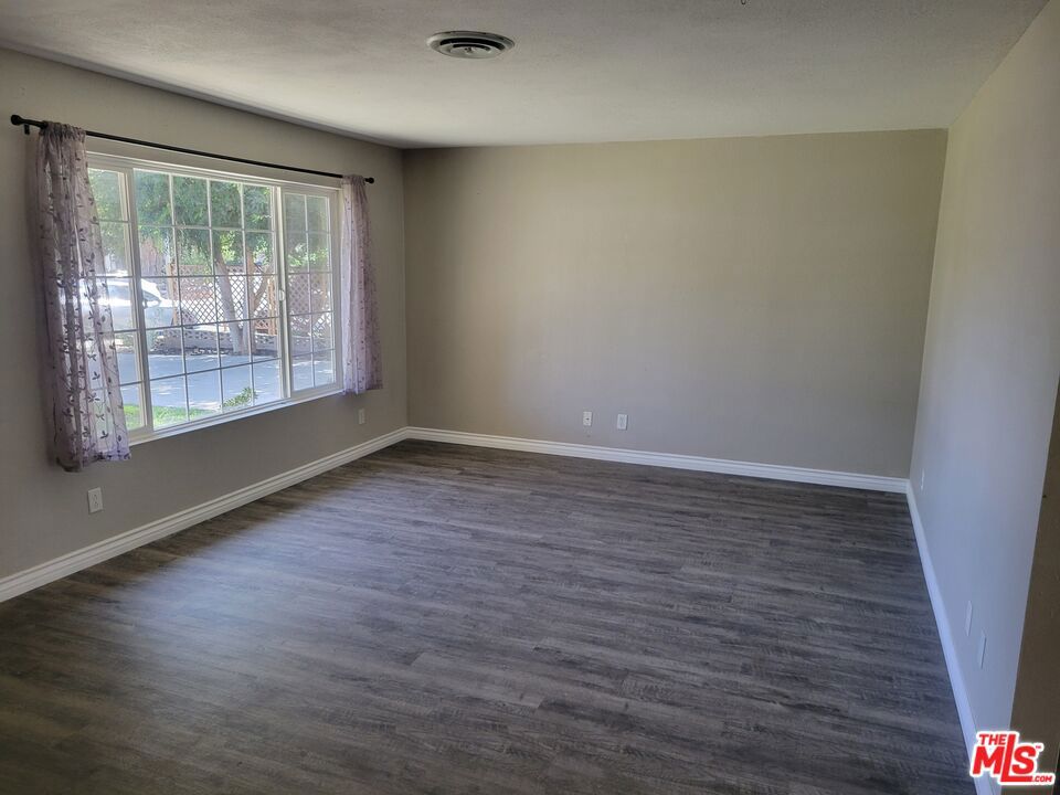 4080 Trevor Lane