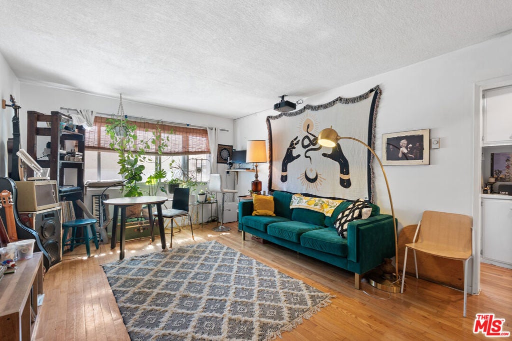 8148 Redlands Street 107