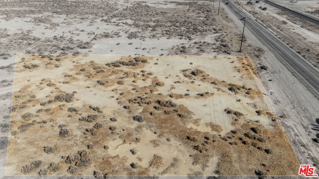 0 Sierra Hwy & Patterson Rd.