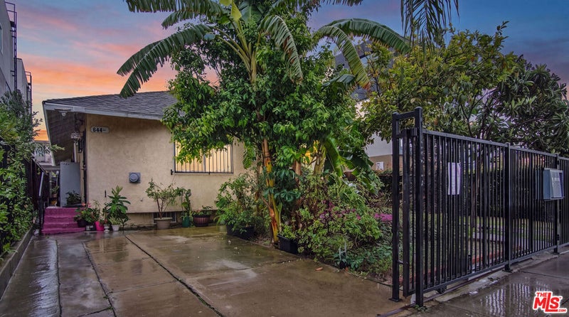 644 N Serrano Avenue