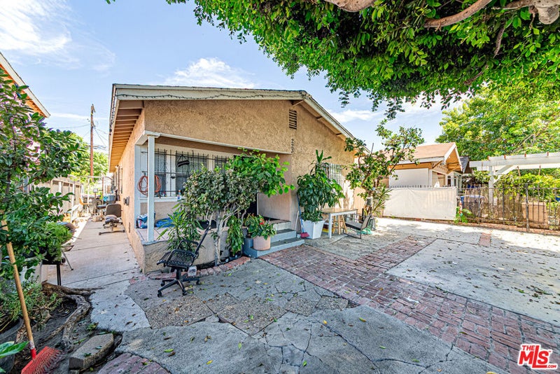 223 E 55th Street