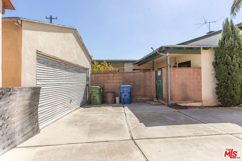 718 Valita Street