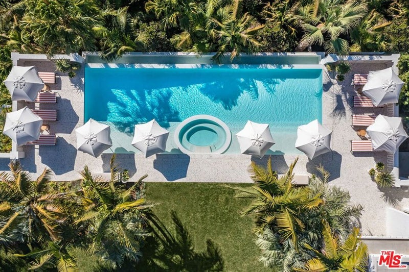 660 Club View Drive
