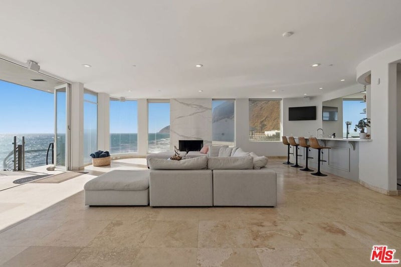11344 Pacific Coast Highway