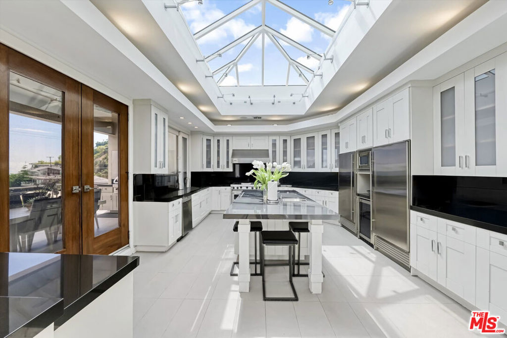 8827 Evanview Drive