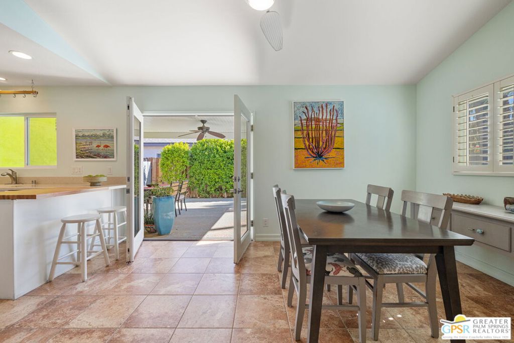 925 S Nueva Vista Drive