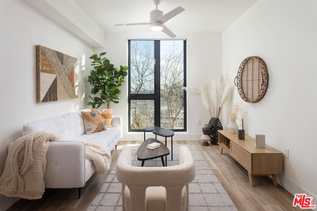 Properties 1 7617 Santa Monica Boulevard 227