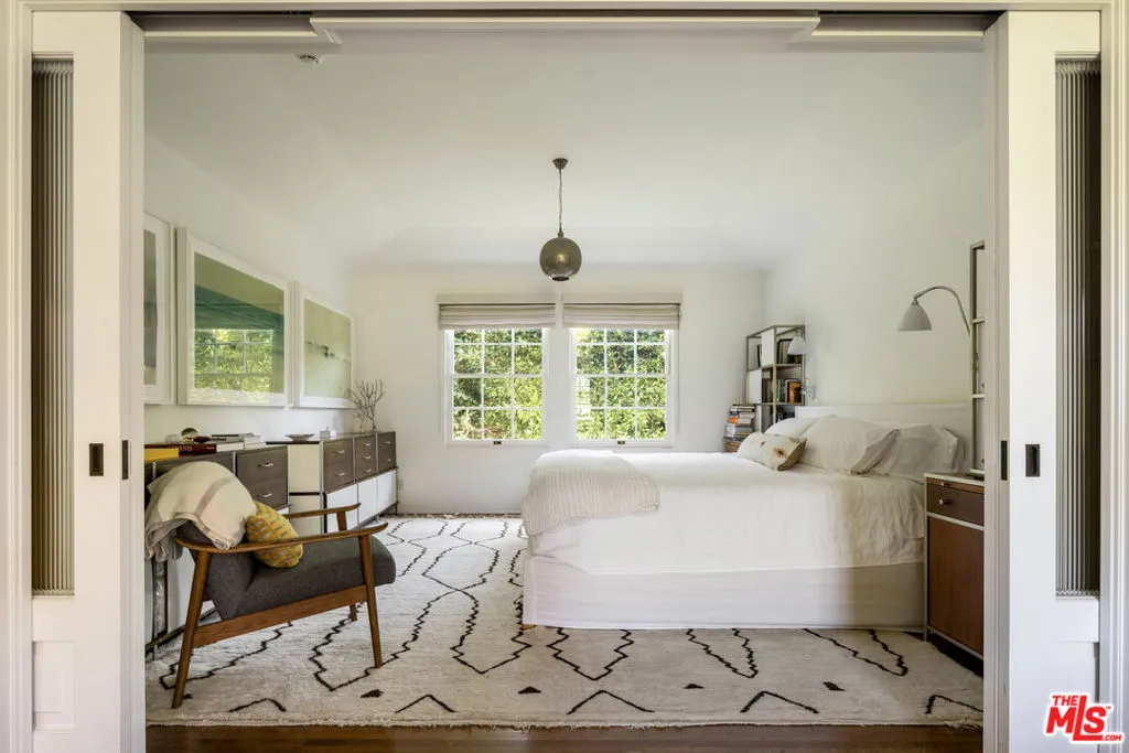 Los Angeles, California 90049, United States, 6 Bedrooms Bedrooms, ,7 BathroomsBathrooms,Residential,Active,204444