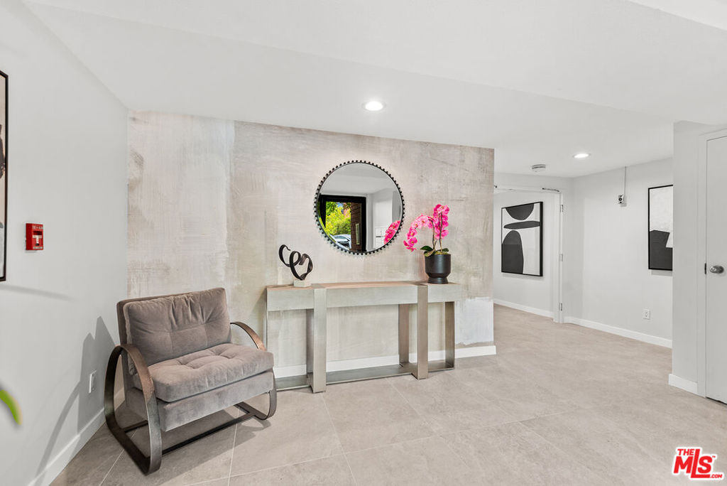 4736 Park Encino Lane 215