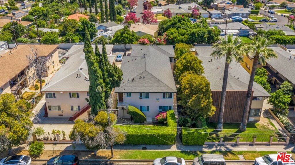 8144 Sepulveda Boulevard