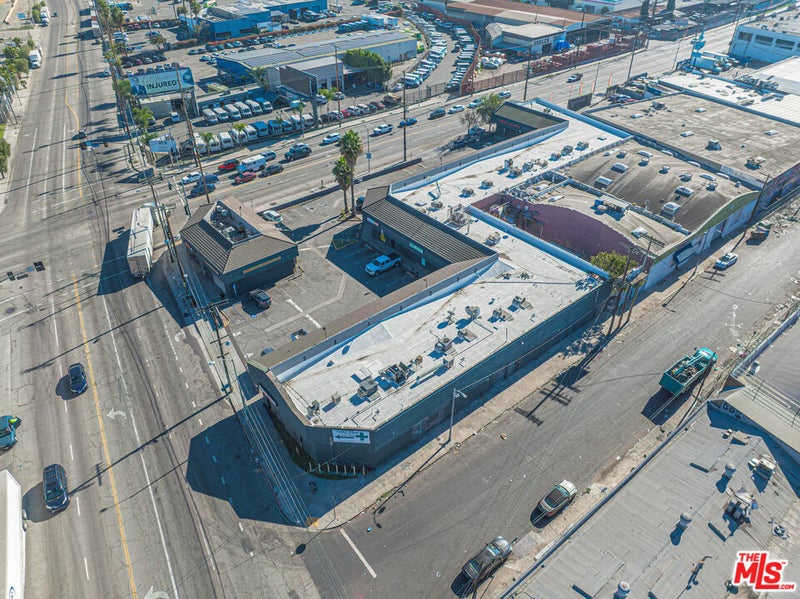 1901 S Alameda Street