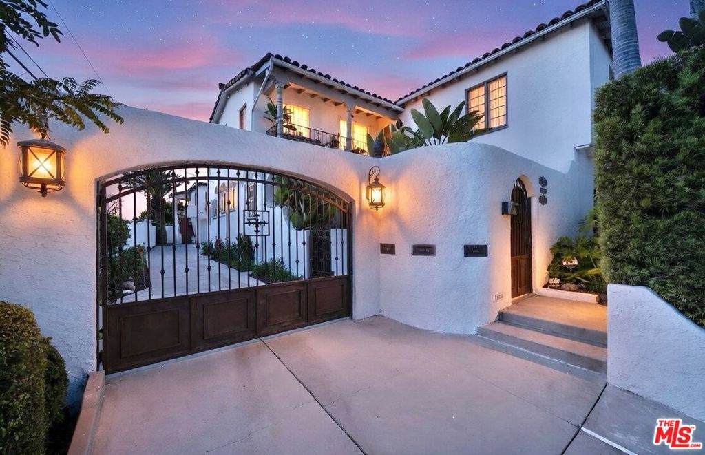 1361 S Tremaine Avenue