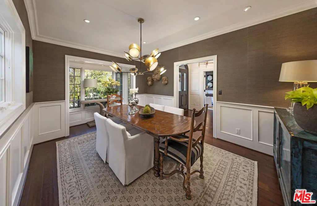 Santa Barbara, California 93108, United States, 4 Bedrooms Bedrooms, ,5 BathroomsBathrooms,Residential,Active,251542