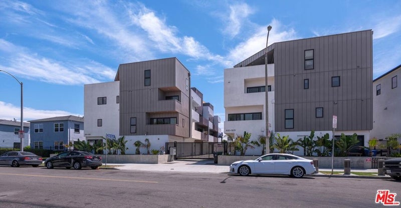 5623 Murray Lane