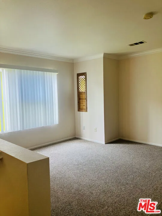 Los Angeles, California 90033, United States, 3 Bedrooms Bedrooms, ,3 BathroomsBathrooms,Residential,Active,201201