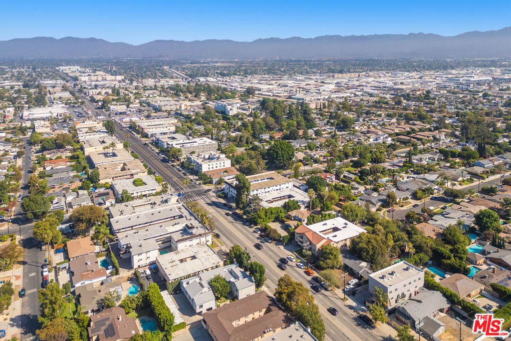 Properties 3 6924 Woodman Avenue