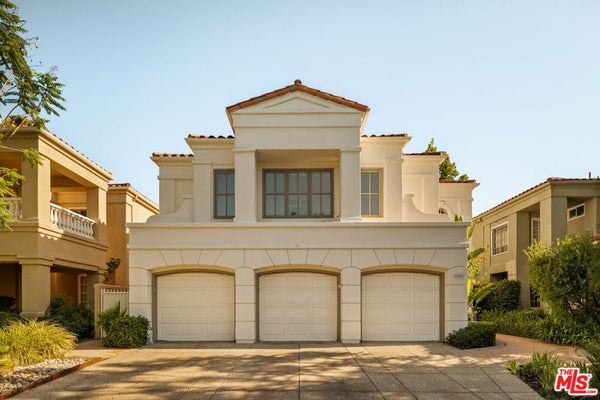 23216 PARK CORNICHE, CALABASAS, CA 91302 - Image dfbd45fa584b7514ac77480a5ef3dfd5/1288579978