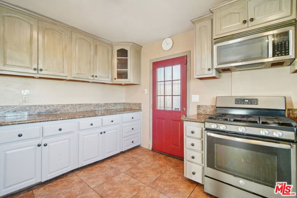 2015 N Belhaven Avenue