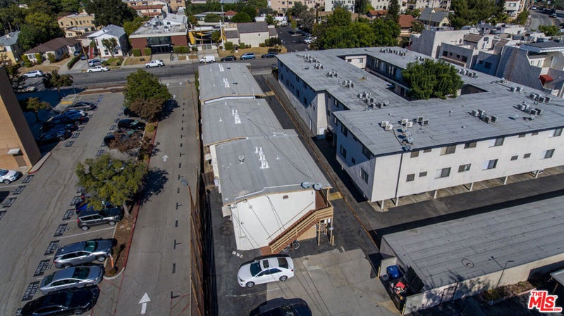 1502 E Broadway