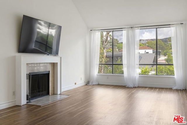 1900 Vine Street 403 #403, Los Angeles