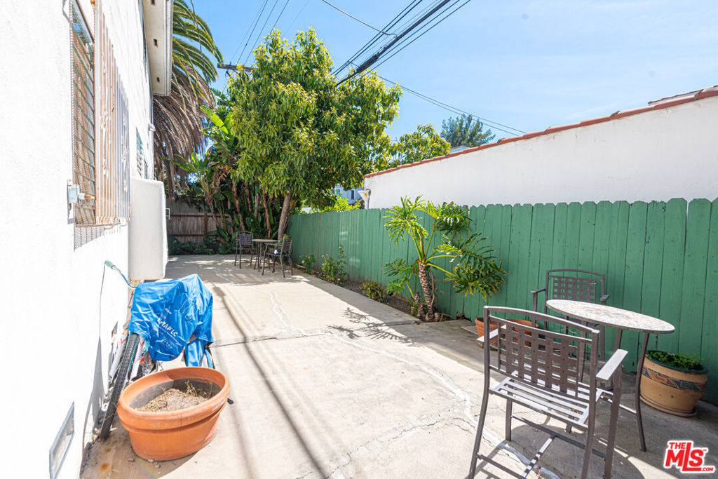 8436 Blackburn Avenue