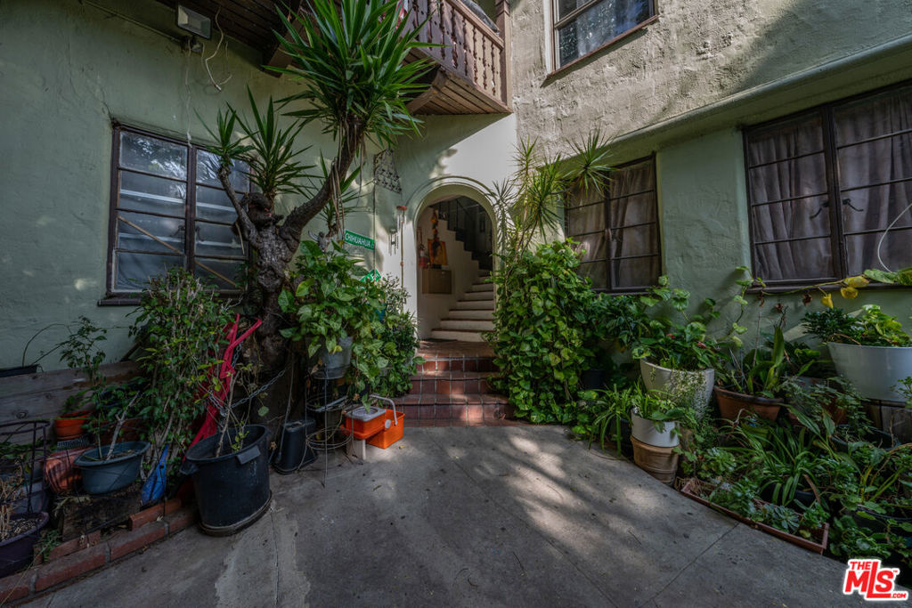6027 Barton Avenue