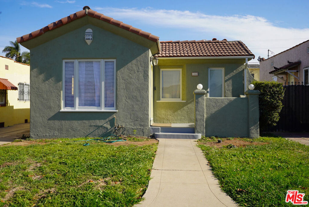 1440 W 91st Place