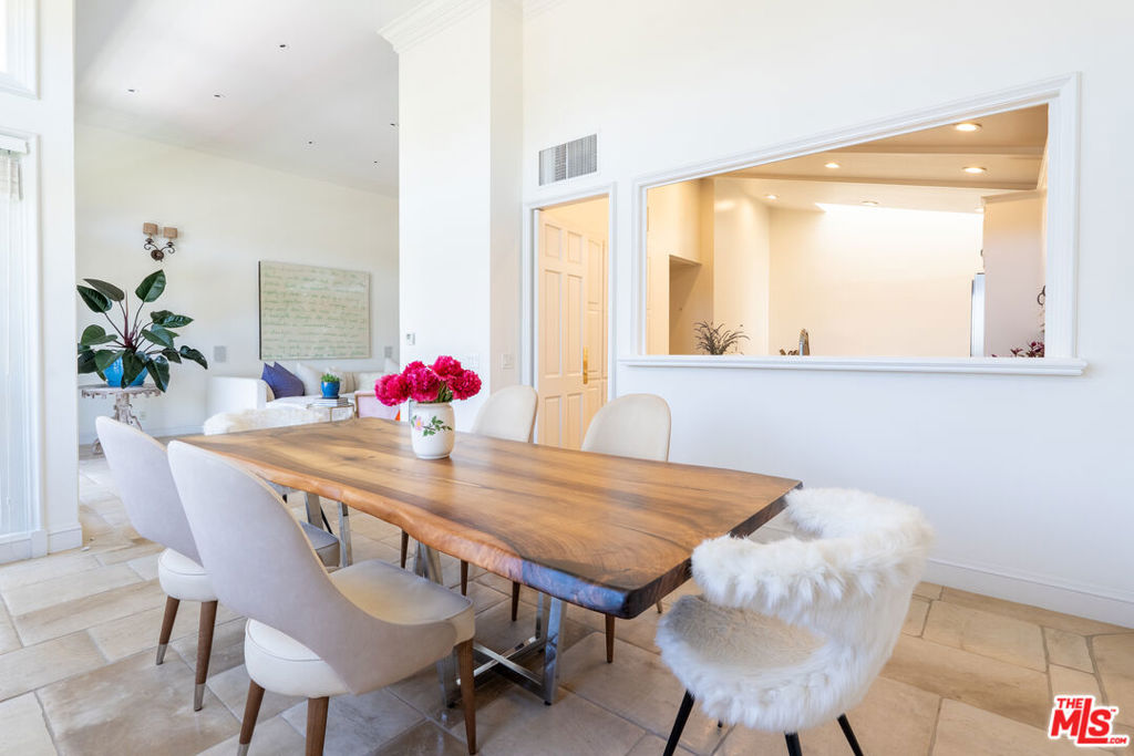 Properties 4 12555 The Vista