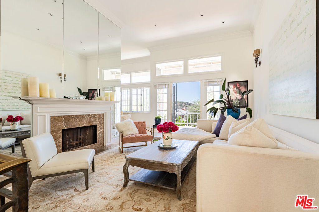 Properties 3 12555 The Vista