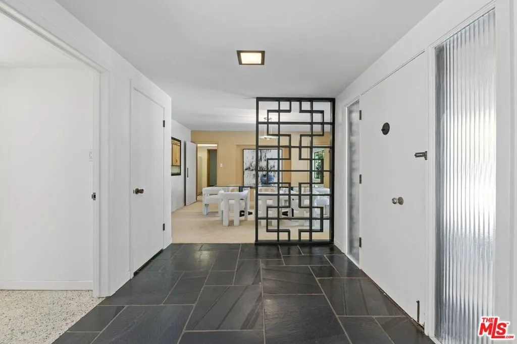 Los Angeles, California 90024, United States, 5 Bedrooms Bedrooms, ,4 BathroomsBathrooms,Residential,Active,179473