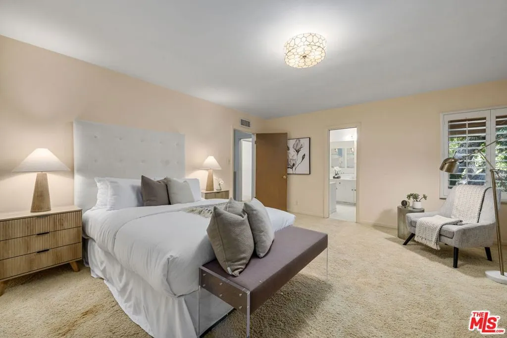 Los Angeles, California 90024, United States, 5 Bedrooms Bedrooms, ,4 BathroomsBathrooms,Residential,Active,179473