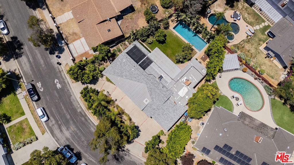 22421 Miranda Street