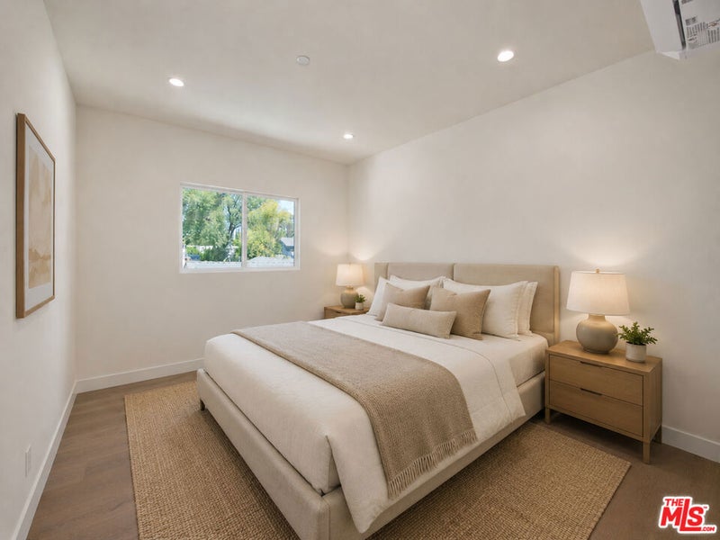 4942 Topanga Canyon Boulevard