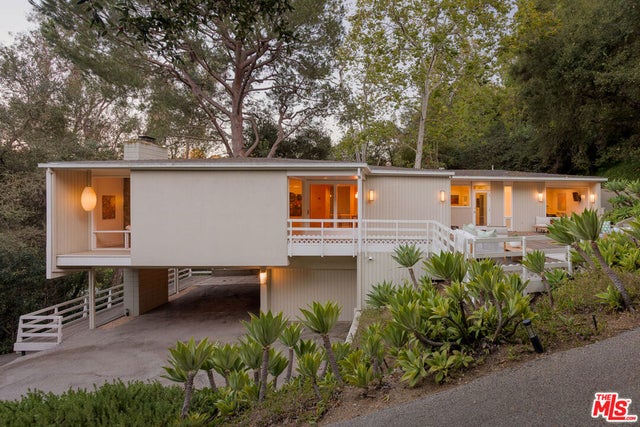 2275 Bowmont Drive, Los Angeles