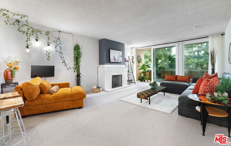 6405 Green Valley Circle 209