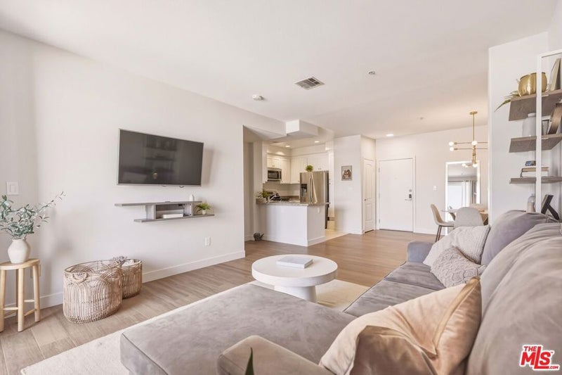 360 W Avenue 26 234