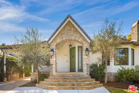 14664 Valley Vista Boulevard Sherman Oaks CA 91403