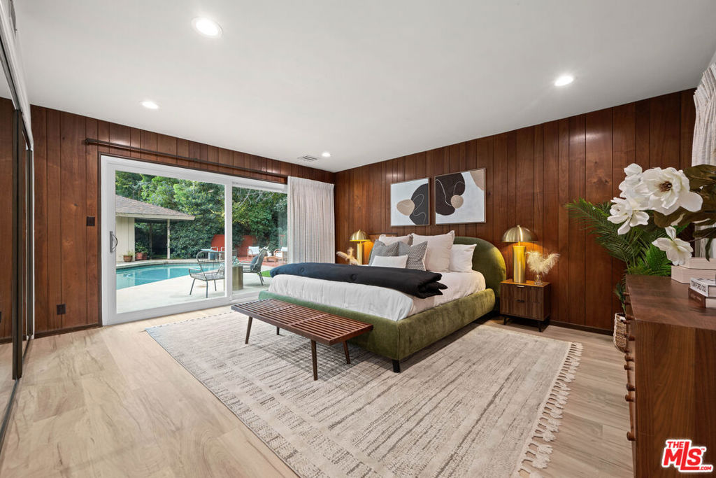 3491 Mandeville Canyon Road