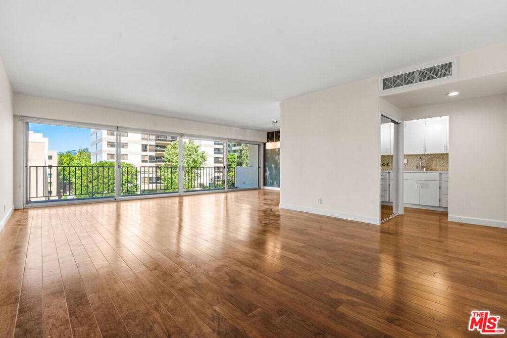 10450 Wilshire Boulevard 4G